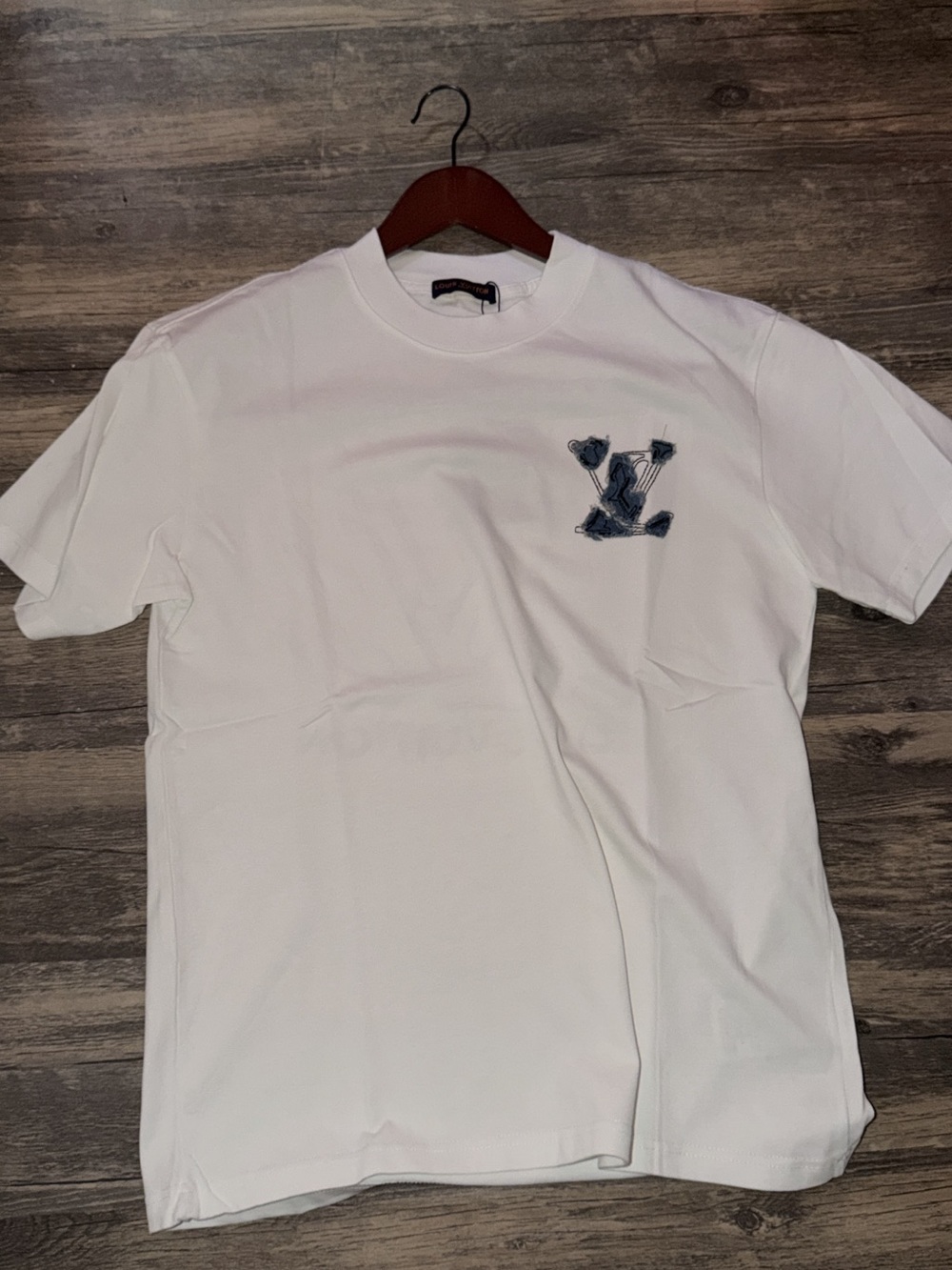 Louis Vuitton White Short-Sleeve Crewneck T-Shirt with Blue LV Patch